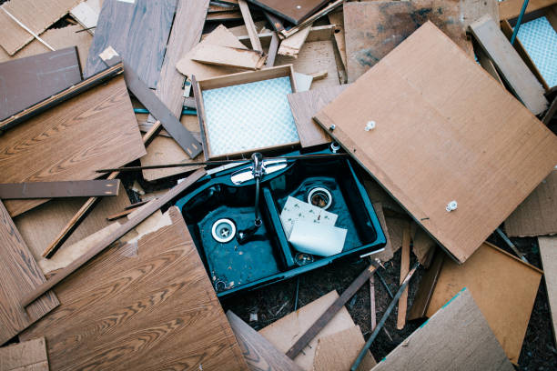 Best Garage Cleanout  in Laurium, MI